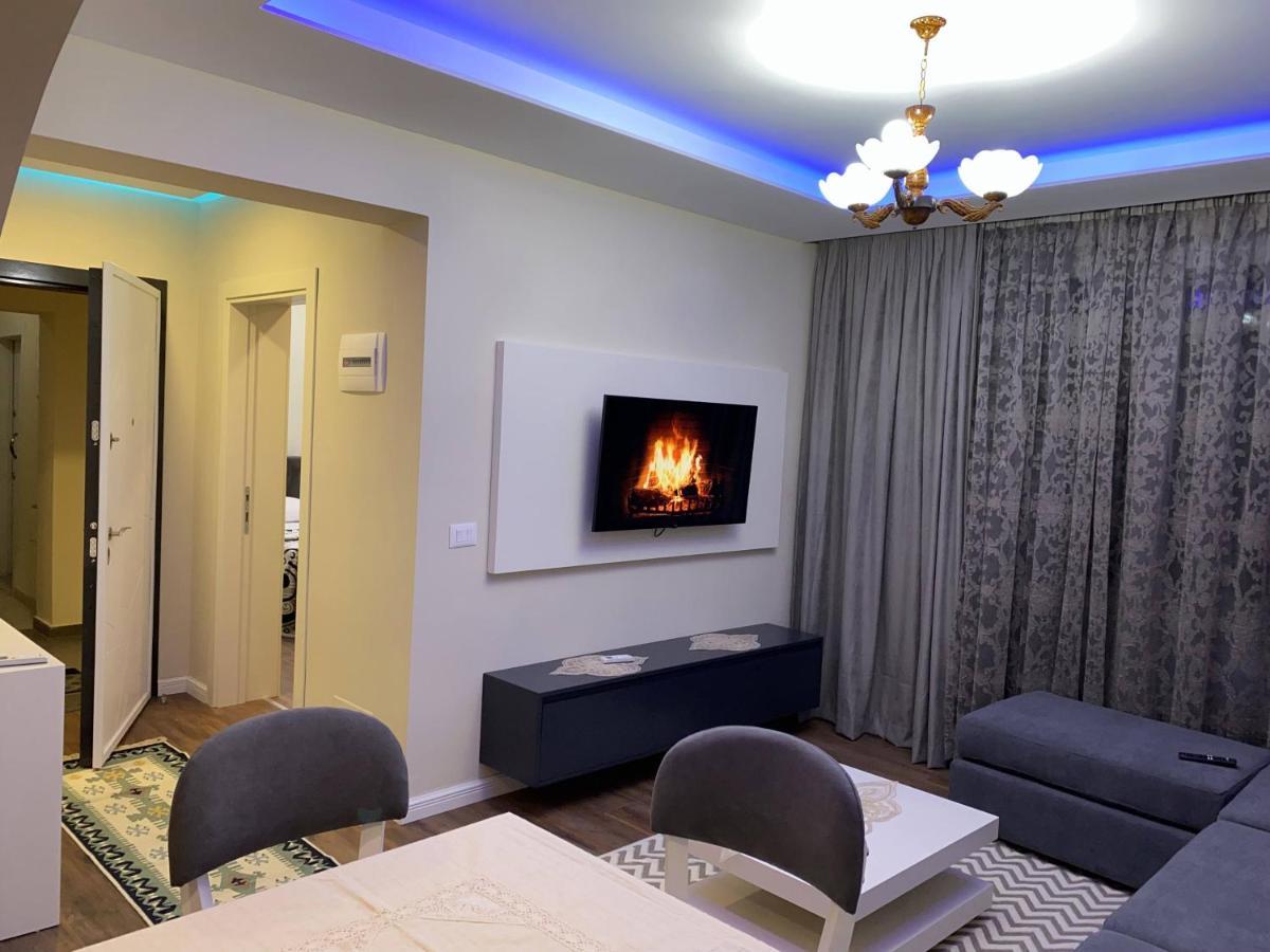 Apartment Komatas Modern In Bllok Area Tirana